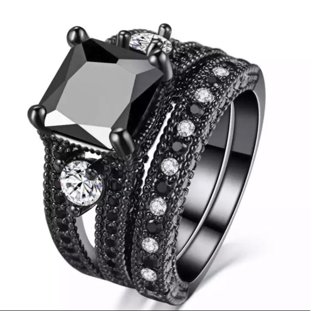 New Black & Gray Wedding Band Set